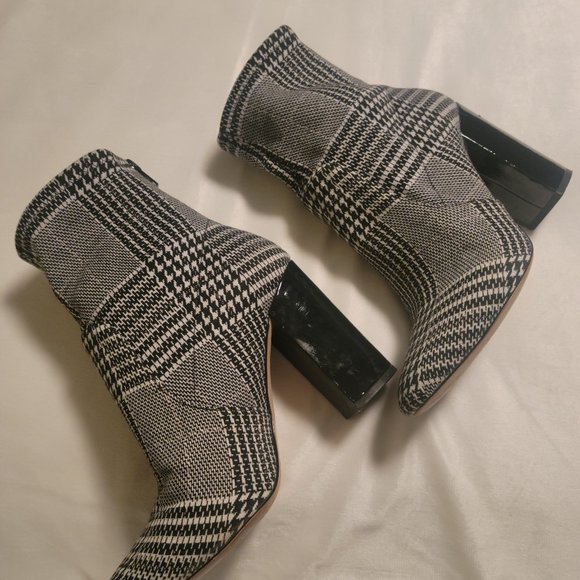 Aldo Taryn Ankle Boot Sock Bootie Black White Houndstooth - Picture 2 of 5